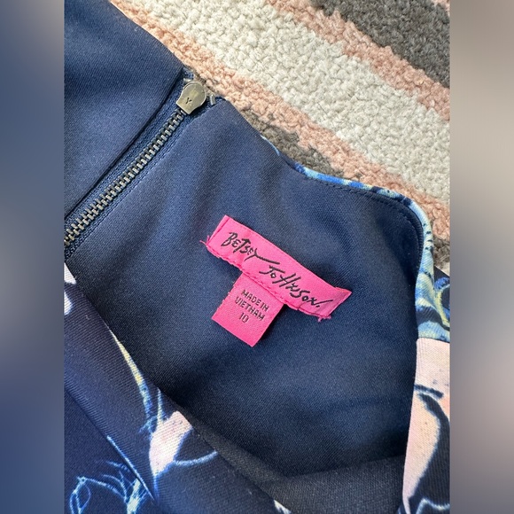 Betsey Johnson cal sleeve midi dress - Picture 3 of 4